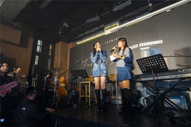 jasmine甄济如最新单曲《forever 19》首唱发布 步入20岁期盼保留童真