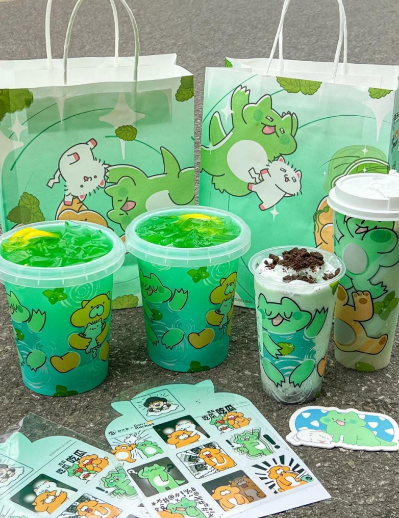“薄荷曼波”风吹到奶茶界！益禾堂薄荷家族火了
