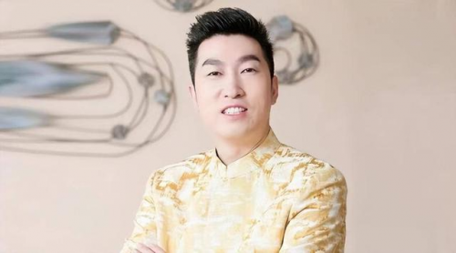 周文强传奇：正气铸就辉煌，信念引领人生巅峰