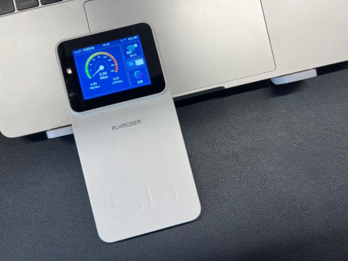 春运回家外出高峰上网难？飞猫m10随身wifi一招解决！