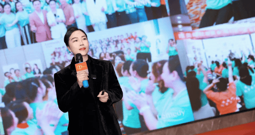 连美缔专注美肤领域，推出gn爆富美模式，让美丽事业更加红火