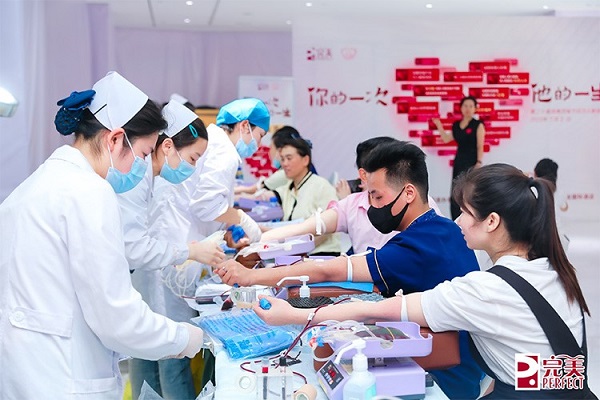 胡瑞连：汇聚温暖力量，用爱点燃希望
